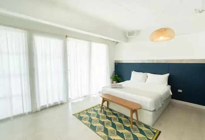 The Local Heritage Loft Mansion Hostel *