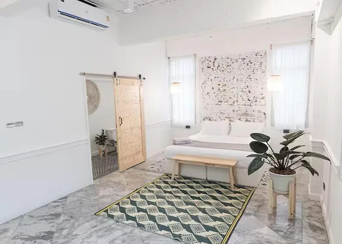 The Local Heritage Loft Mansion Bangkok