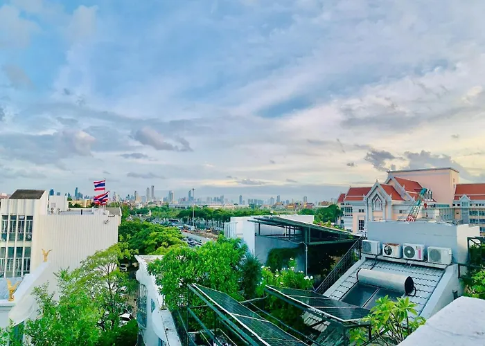 The Local Heritage Loft Mansion Hostel *