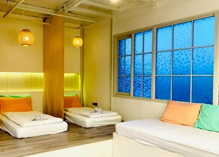 Hostel The Local Heritage Loft Mansion Bangkok