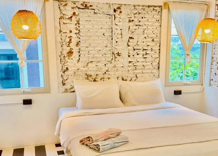 The Local Heritage Loft Mansion * Bangkok